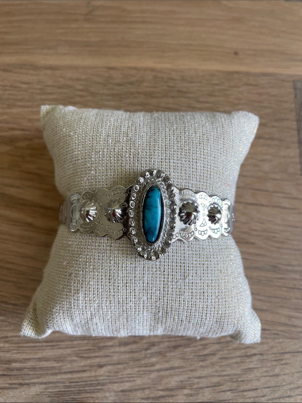 SOUTHWESTERN FAUX TURQUOISE OPEN CUFF BRACELET Silver Engraved Statement
